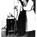 Antoine Béclère, pionnier de la radiographie en France, à l’hôpital Tenon en 1897.
